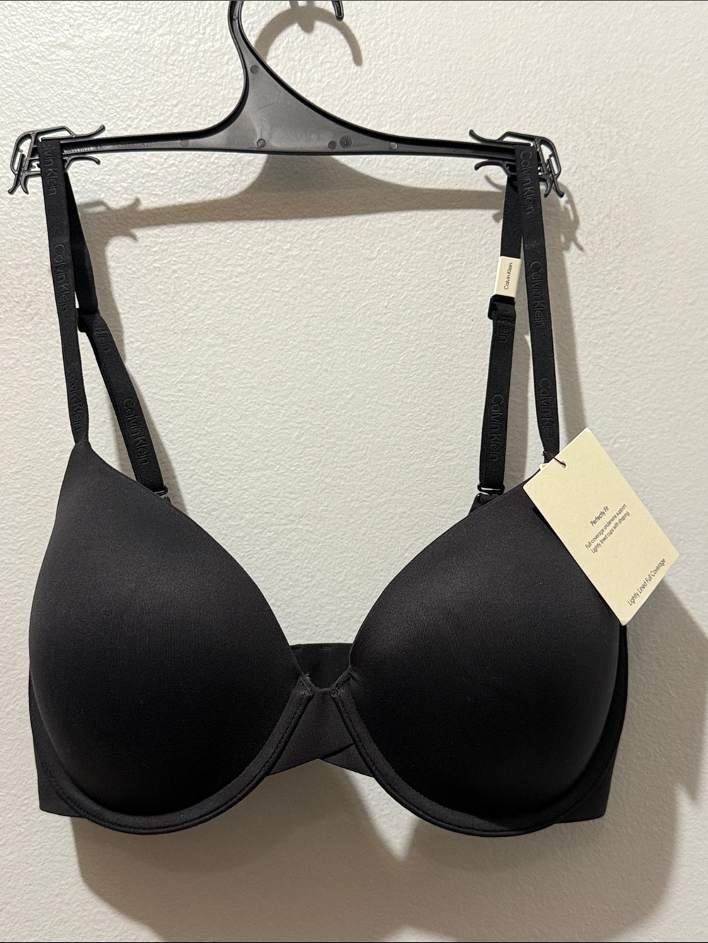 Calvin Klein 30DD Perfectly Fit Lightly Lined Full Coverage Black Bra